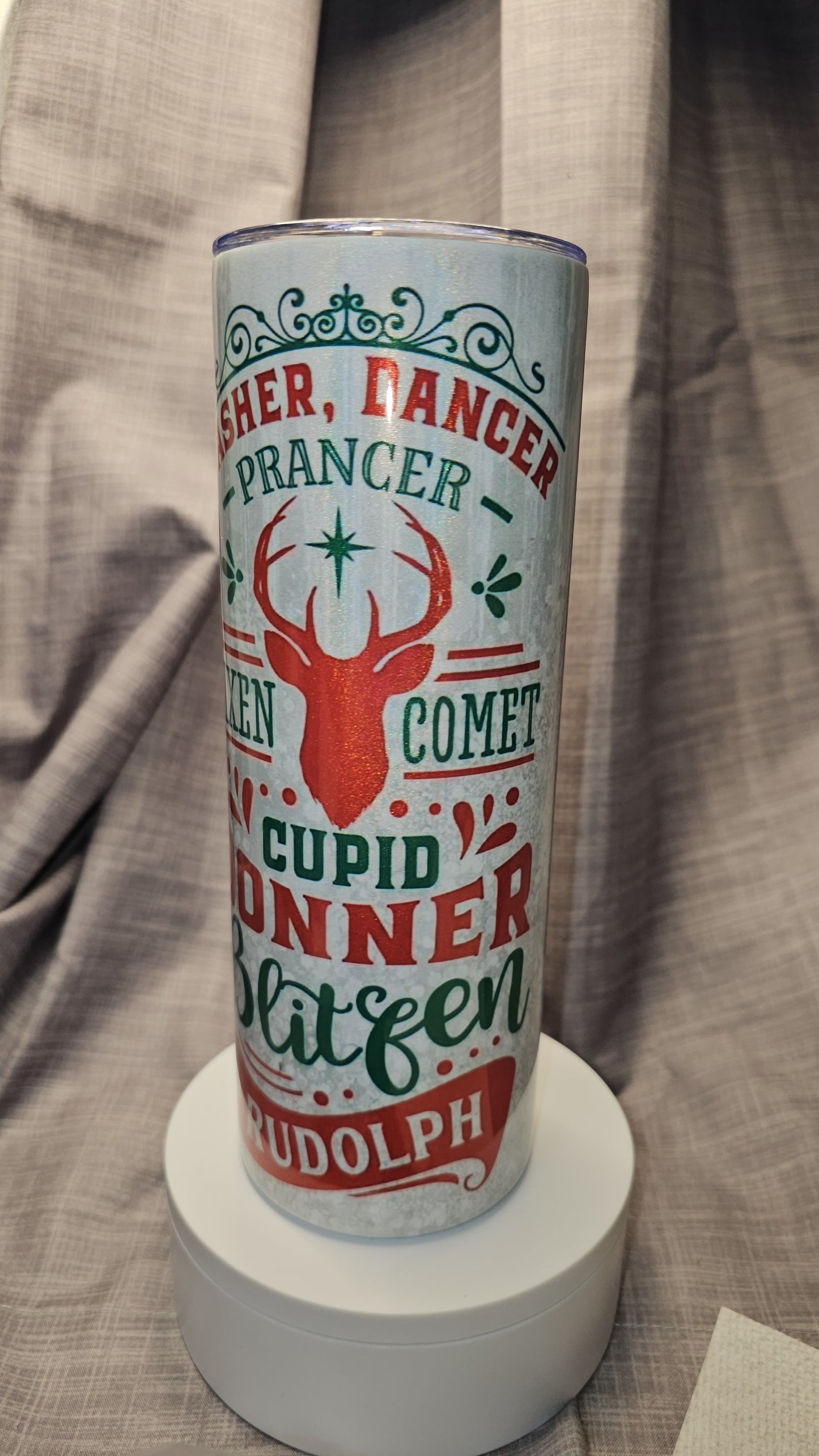 Beautiful Christmas Reindeer Insulated Travel Mug